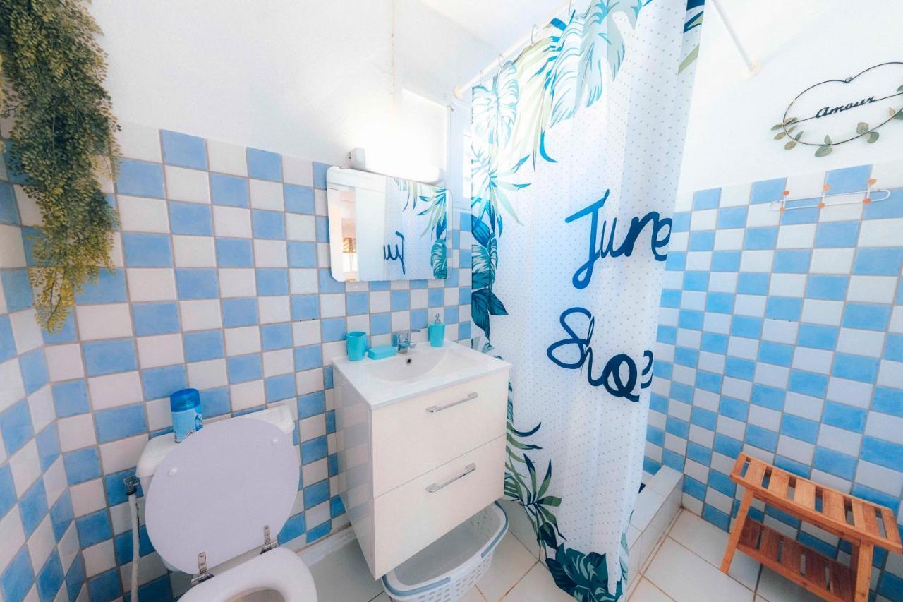 Appartement Coco T4 En R+1 Proche Du Lagon Ла-Салин-ле-Бен Экстерьер фото