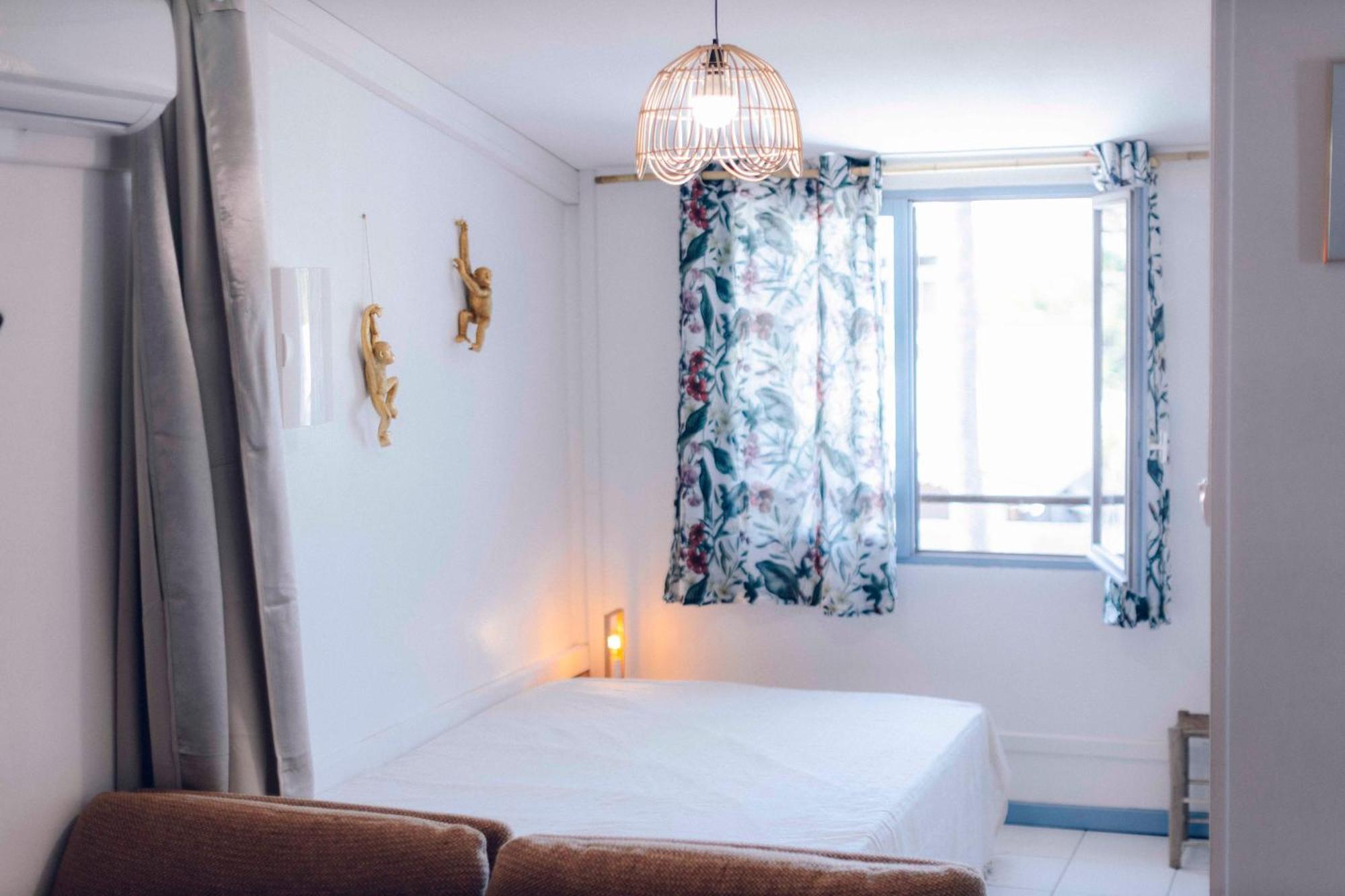 Appartement Coco T4 En R+1 Proche Du Lagon Ла-Салин-ле-Бен Экстерьер фото