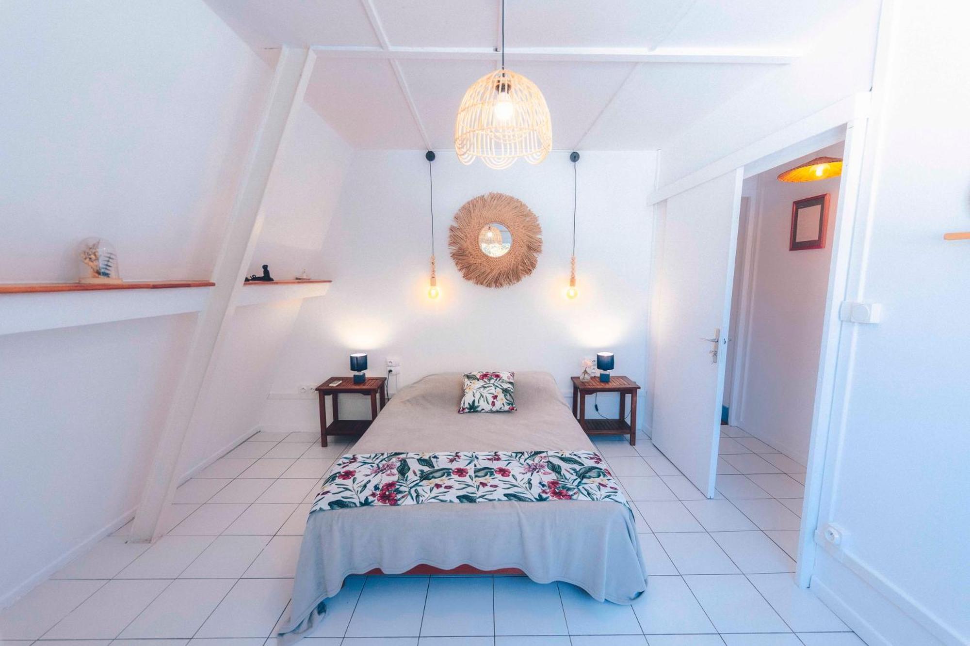 Appartement Coco T4 En R+1 Proche Du Lagon Ла-Салин-ле-Бен Экстерьер фото